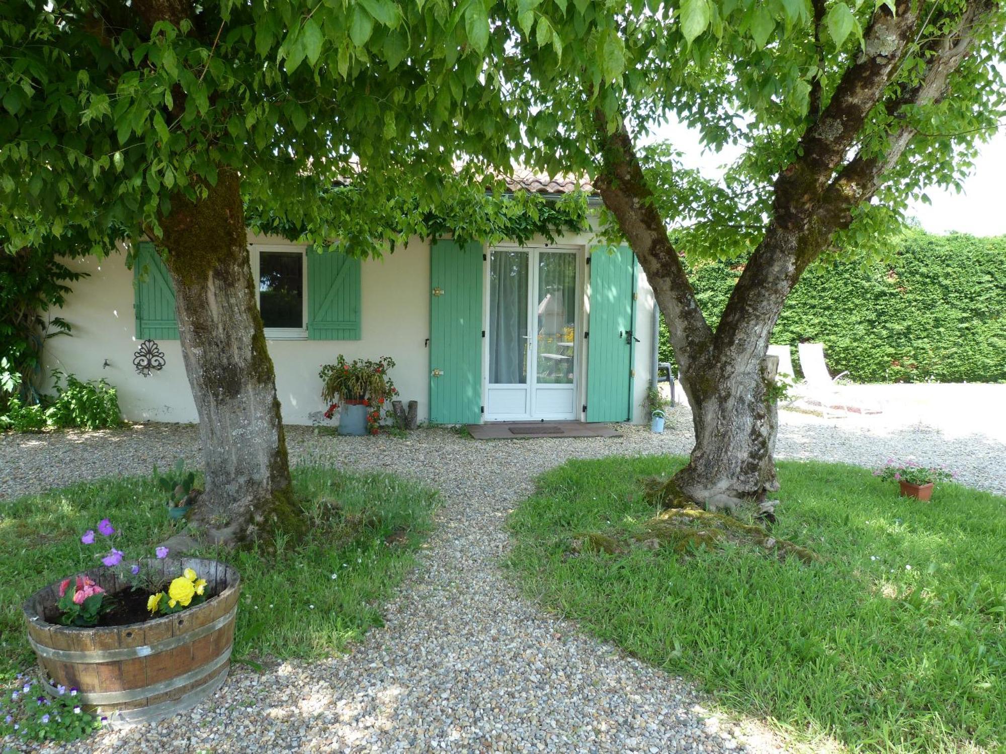 Le Clos D'Emeline Sainte-Terre Luaran gambar